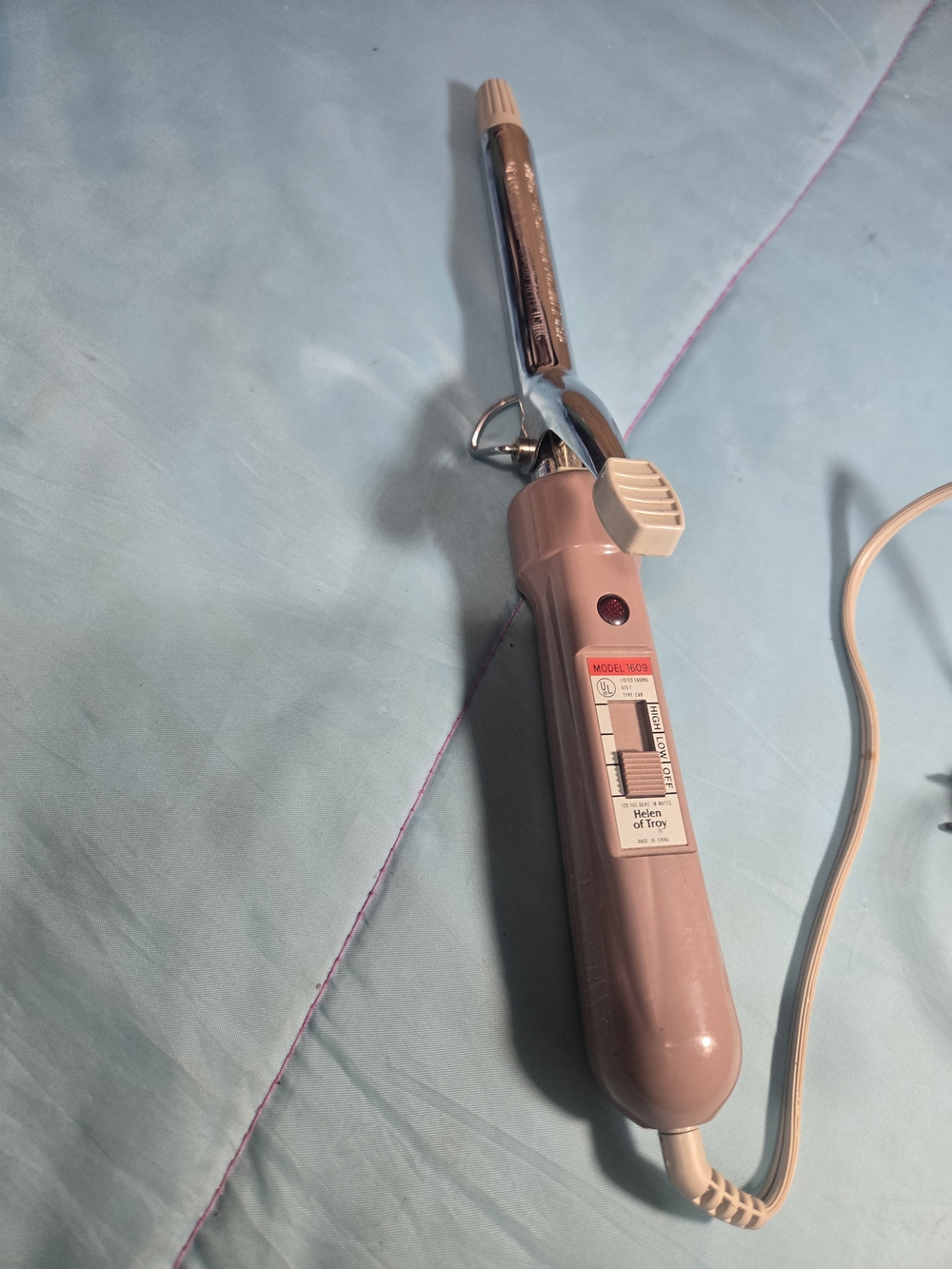 Helen of Troy Model 1609  1  in Professional Curling Iron Vintage Tested